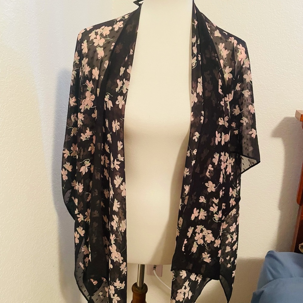 Adorable NWOT one size fits most